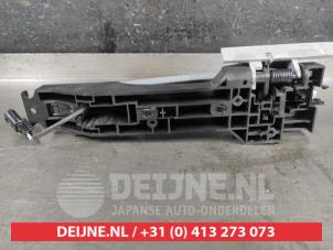 Nissan Qashqai Türgriff 4-türig rechts vorne O619352 foto 2