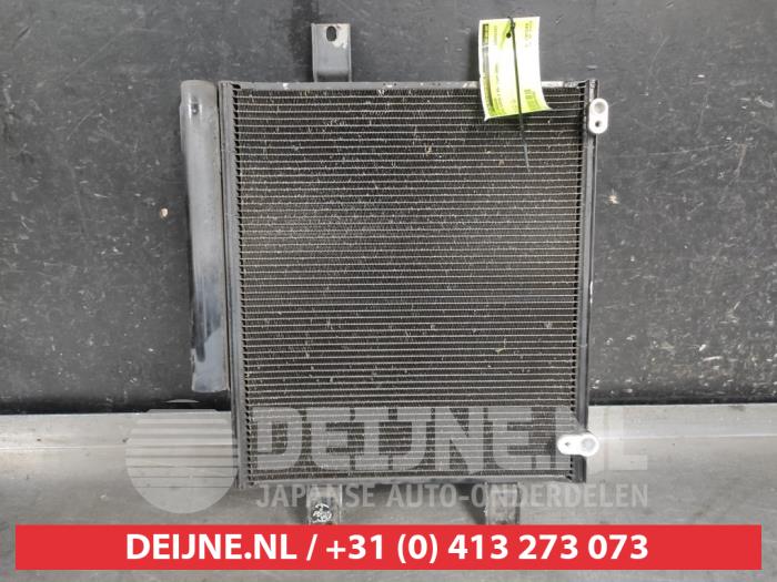 Gebruikte Airco Condensor Daihatsu Sirion 2 (M3) 1.3 16V DVVT Prijs € 35,00 Margeregeling aangeboden door V.Deijne Jap.Auto-onderdelen BV
