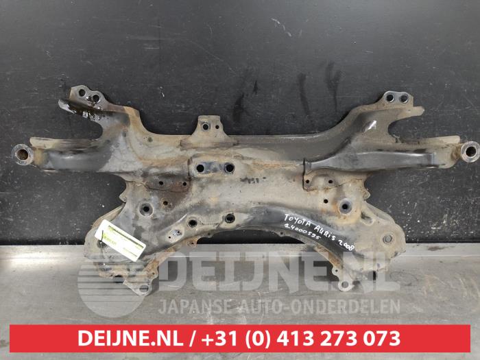 Gebruikte Subframe Toyota Auris (E15) 1.6 Dual VVT-i 16V Prijs € 75,00 Margeregeling aangeboden door V.Deijne Jap.Auto-onderdelen BV