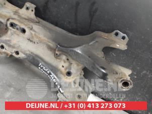 Toyota Auris Unterrahmen O619463 foto 2