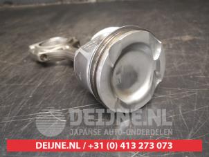 Nissan Micra Kolben O619502 foto 2