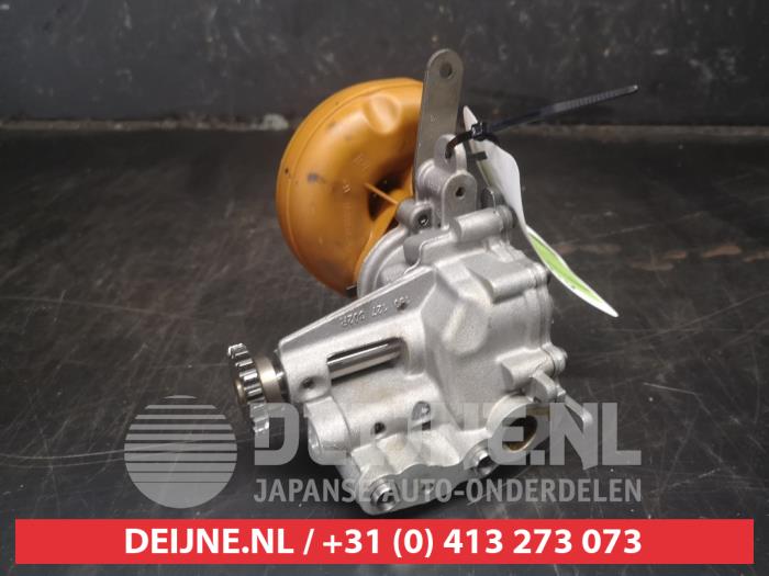 Oliepomp Nissan Micra (K14), 2016 / 2025 1.0 IG-T 100, Hatchback, Benzine, 999cc, 74kW (101pk), RWD, HR10DET; H4D, 2018-12 / 2025-06, K14D (Gebruikt)