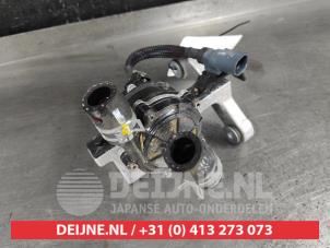 Hyundai Tucson Extra waterpomp O619573 foto 2