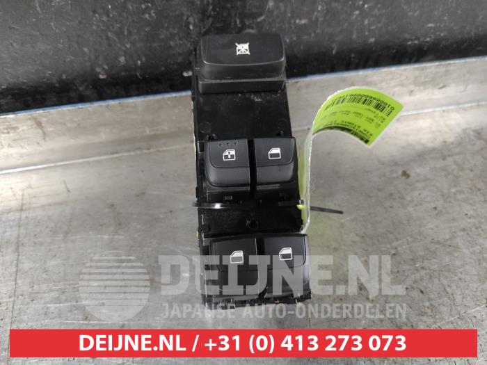 Kia Stonic Combischakelaar ramen O619651