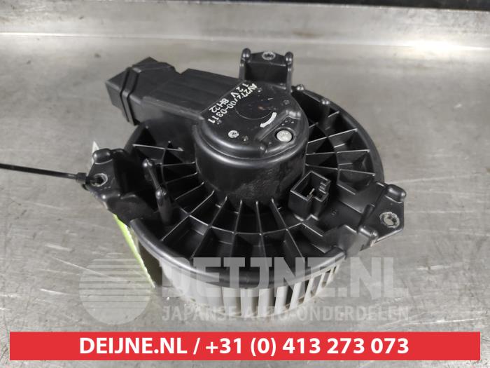 Suzuki Swift Kachel Ventilatiemotor O619684