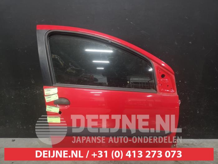 Toyota Aygo Front door 4-door, right O619792