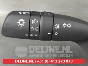 Toyota Yaris Cross Licht Schakelaar O619804 foto 2