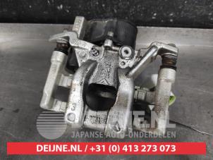 Toyota Yaris Cross Bremszange rechts hinten O619921 foto 2