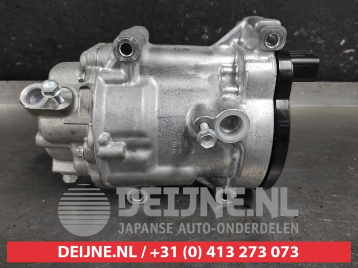 Gebruikte Pomp Airco Toyota Yaris Cross (PB1/PJ1) 1.5 12V Hybrid 115 Prijs € 300,00 Margeregeling aangeboden door V.Deijne Jap.Auto-onderdelen BV
