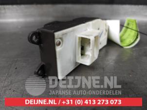 Toyota Yaris Multi-functional window switch O620125 photo 2