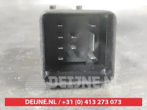 Mitsubishi L200 Vorglührelais O620219 foto 2