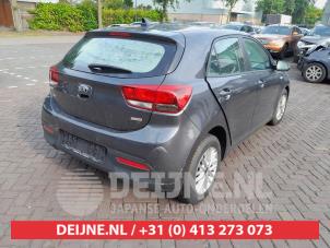 Kia Rio Rücklicht rechts O620347 foto 3