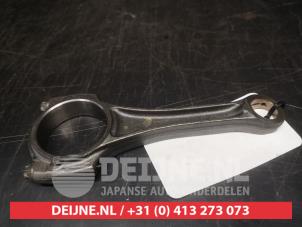 Gebruikte Drijfstang Mazda CX-30 (DM) 2.0 e-SkyActiv-X 181 M Hybrid 16V Prijs op aanvraag aangeboden door V.Deijne Jap.Auto-onderdelen BV