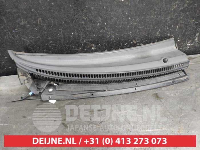 Toyota Aygo Cowl top grille O620631
