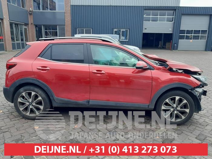 Kia Stonic Türscheibe 4-türig rechts hinten O620771