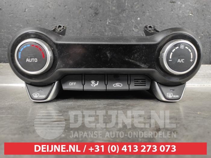 Kia Stonic Heizung Bedienpaneel O620782