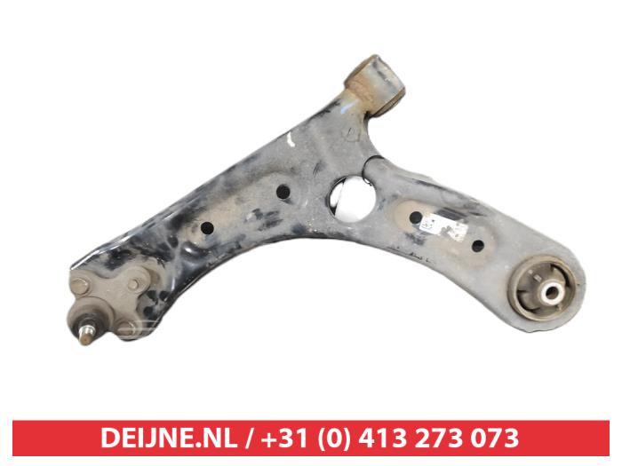 Hyundai I30 Draagarm onder links-voor O620785