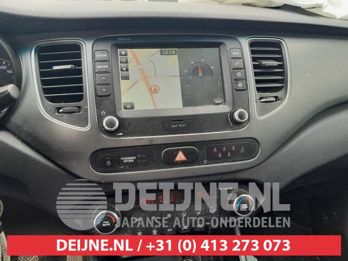Kia Carens Heizung Bedienpaneel O621036