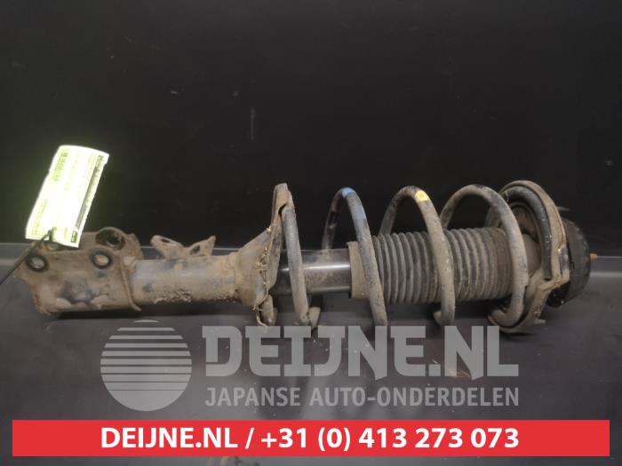 Hyundai I10 Stoßdämpferstrebe rechts vorne O621110