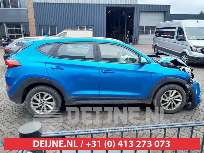 Hyundai Tucson Wheel arch strip O621151