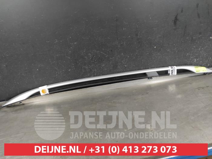 Nissan Qashqai Dakrail links O621158