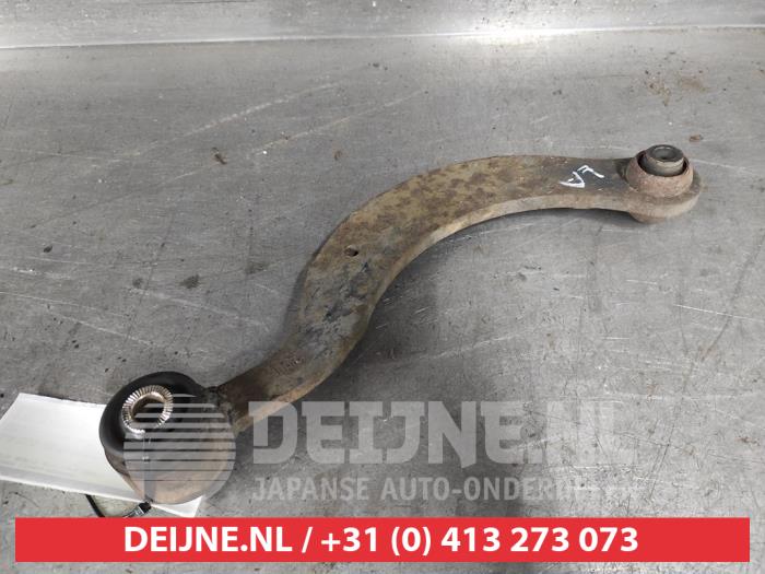 Toyota Auris Draagarm links-achter O621213