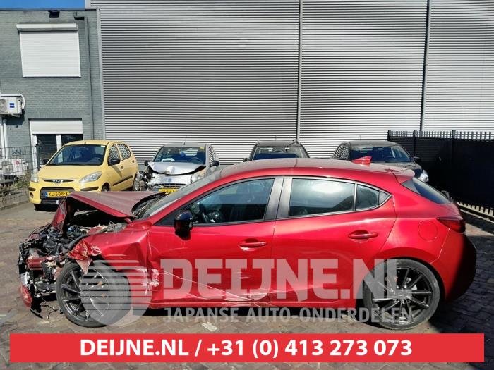 Mazda 3 Portierruit 4Deurs links-achter O621228