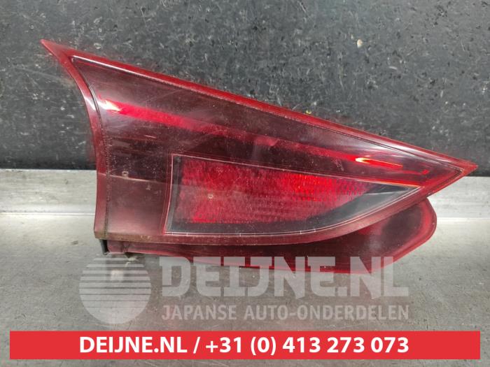 Mazda 3 Achterklep reflector links O621237
