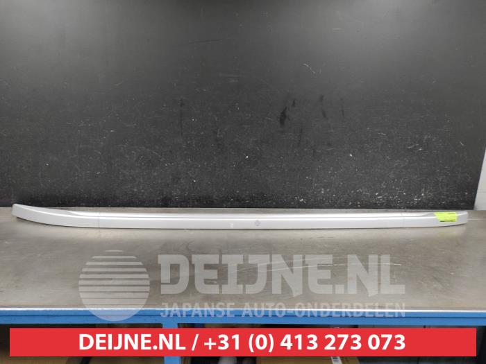 Mitsubishi Outlander Dakrail rechts O621355