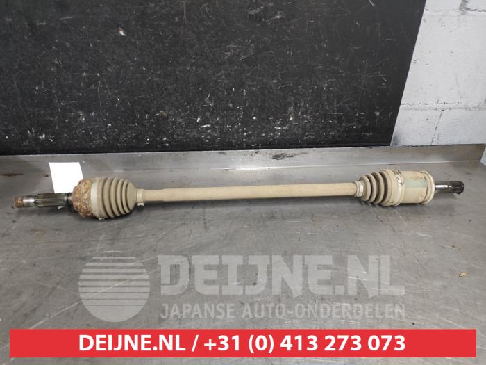 Gebruikte Steekas rechts-achter Mitsubishi Outlander (GF/GG) 2.2 DI-D 16V Clear Tec 4x4 Prijs € 50,00 Margeregeling aangeboden door V.Deijne Jap.Auto-onderdelen BV
