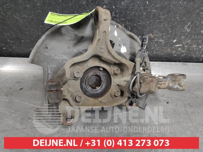 Mazda 6 Fusee links-voor O621425