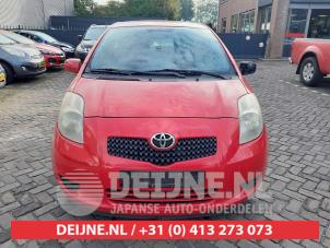 Toyota Yaris Motorhaube O621581 foto 3