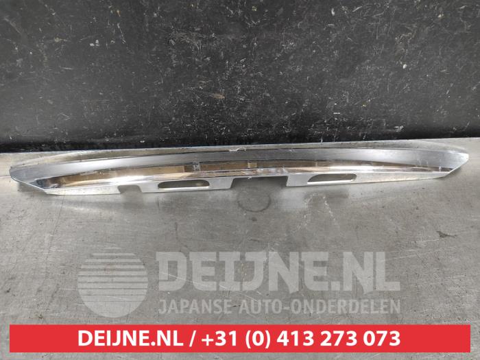Toyota Yaris Sierlijst achterklep O621609