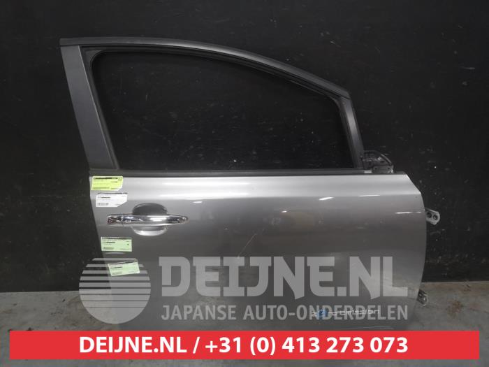 Nissan Leaf Tür 4-türig rechts vorne O621854