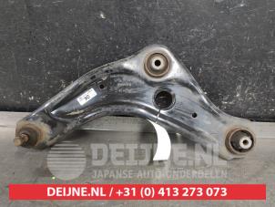 Gebruikte Draagarm onder links-voor Nissan Qashqai (J11) 1.3 DIG-T 140 16V Prijs € 50,00 Margeregeling aangeboden door V.Deijne Jap.Auto-onderdelen BV
