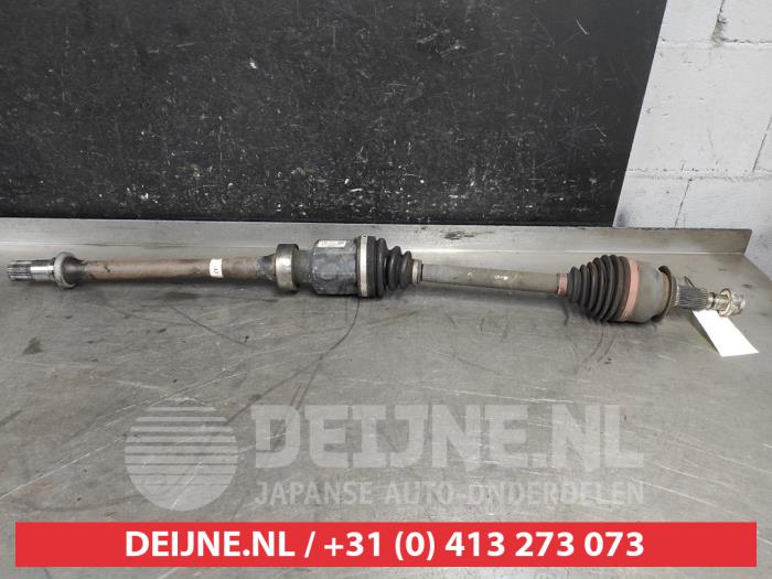 Mazda 6 Aandrijfas rechts-voor O621888