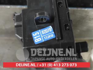 Toyota Yaris Light switch O622077 photo 3