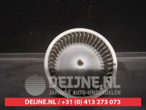 Hyundai IX35 Heating and ventilation fan motor O622101 photo 2