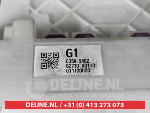 Toyota Yaris Sicherungskasten O622110 foto 3
