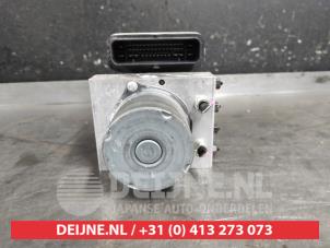 Toyota Yaris ABS Pumpe O622125 foto 3