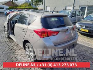Toyota Auris Achterklep reflector links O622355 foto 3