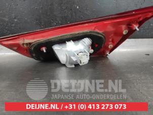 Toyota Auris Achterklep reflector links O622355 foto 2