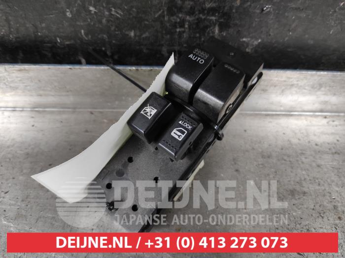 Suzuki Splash Combischakelaar ramen O622694