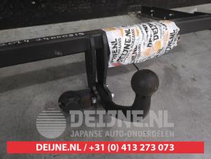 Nissan Pulsar Anhängerkupplung O622855 foto 2