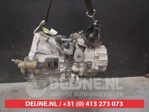 Toyota Yaris Gearbox O622876 photo 2