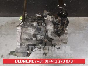Toyota Yaris Gearbox O622876 photo 3