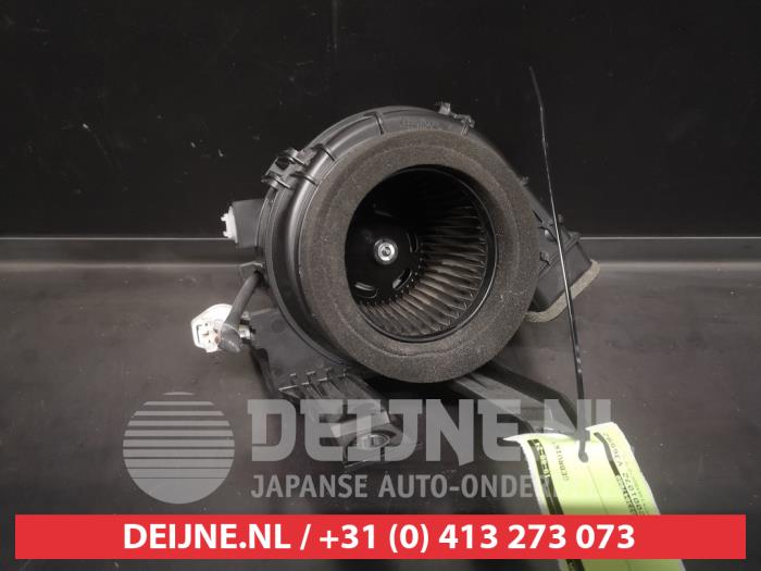 Toyota C-HR Accu ventilator O623013