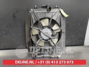 Gebruikte Radiateur Daihatsu Materia 1.5 16V Prijs € 75,00 Margeregeling aangeboden door V.Deijne Jap.Auto-onderdelen BV