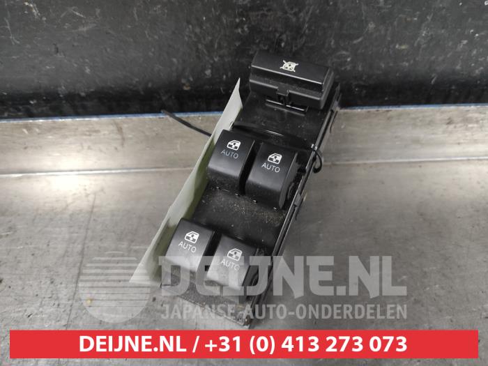 Kia Ceed Kombischalter Fenster O623330