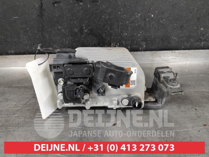 Mazda CX-30 i-eloop Konverter O623674